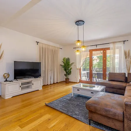 House Casa Di Bronzo With Private Pool Сasa de vacaciones