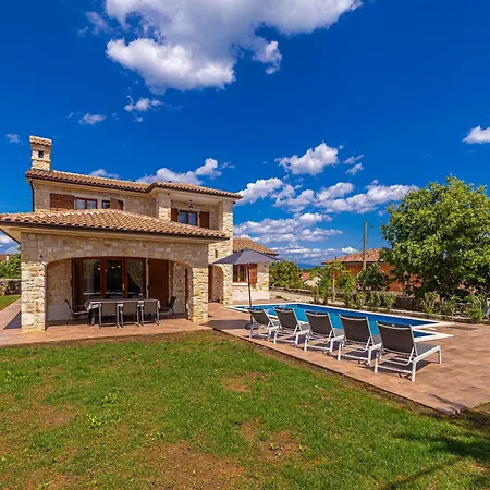 Dom wakacyjny House Casa Di Bronzo With Private Pool Vrh (Krk)