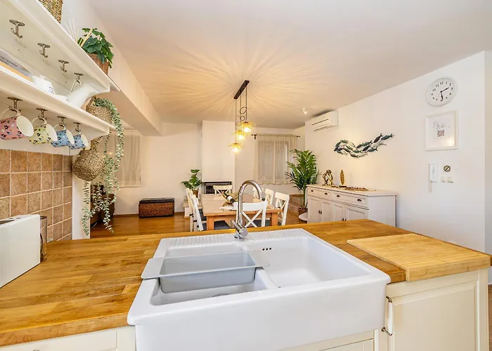 House Casa Di Bronzo With Private Pool *