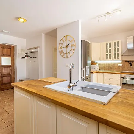 House Casa Di Bronzo With Private Pool Dom wakacyjny Vrh (Krk)
