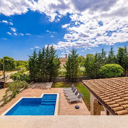 House Casa Di Bronzo With Private Pool